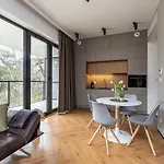2homerent Shellter Natural