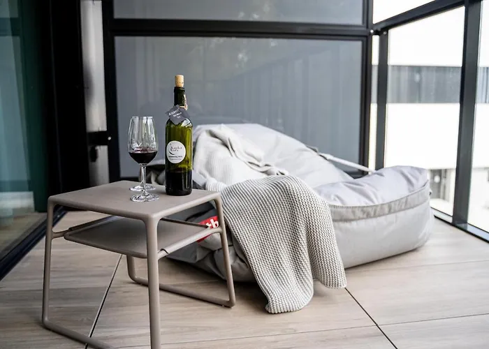 2homerent Shellter Natural *